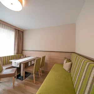 Apartment Haus Fridolin, Sölden